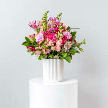 Delilah - vase arrangement pink flowers - small and pretty